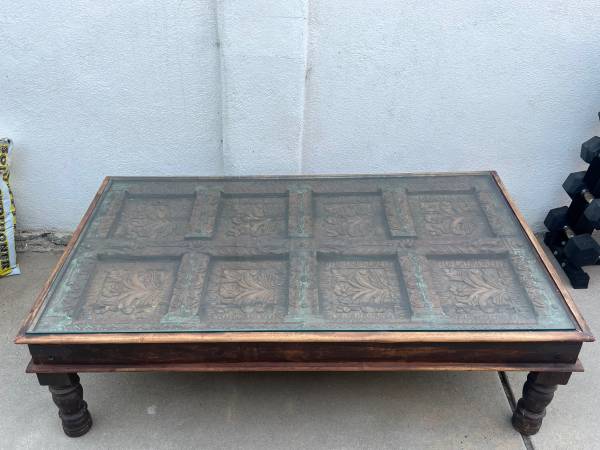 Coffee Table - Antique Ornate Beautiful 1
