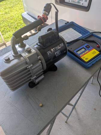 JB 7CFM VACUUM PUMP 1
