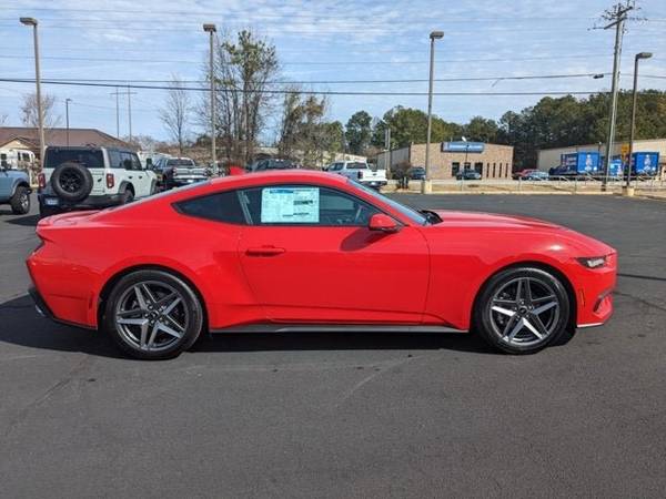 2025 *Ford* *Mustang* *EcoBoost Fastback* - $45,170 (Legacy Ford)63620757756417122