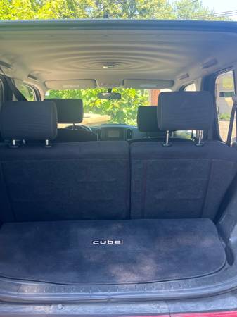 Nissa Cube 2012 - $6,500 (Deforest)63625030260481124