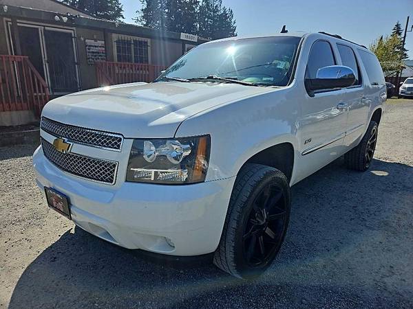 2012 CHEVROLET SUBURBAN LT - $9999.0063623146677761123