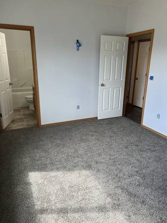 $1950.00 / 3br - 1250ft2 - Single family home close to schools.63814392635521121