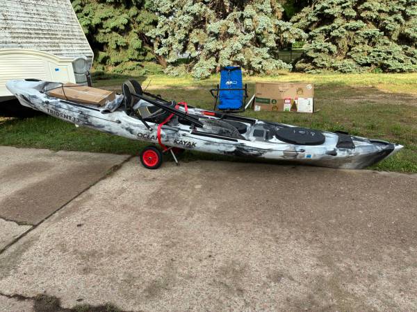 Ocean trident 13 Kayak Johnson Old Town 1