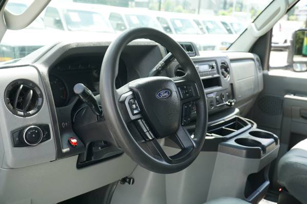 2022 Ford E350 E 350 - Photo 5