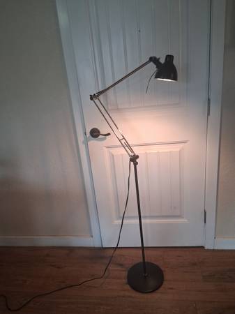 Floor lamp 1