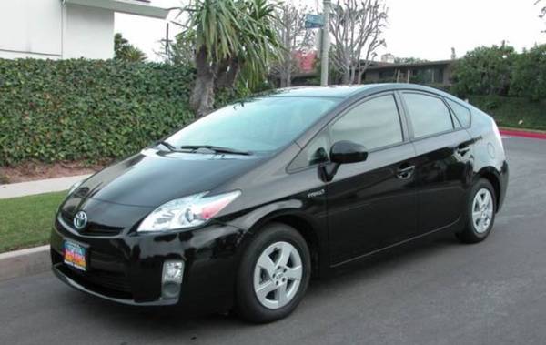 HIRING DRIVERS NOW. Earn over $1250/WEEK. TOYOTA PRIUS PROVIDED. 1