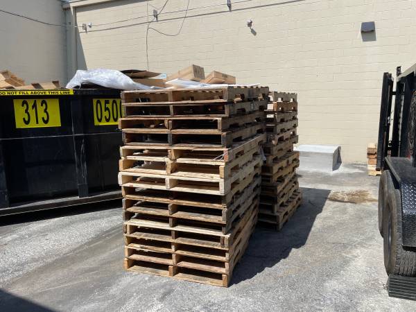 Free pallets 1