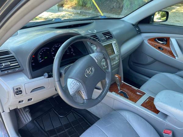 2010 Toyota camry Hybrid - $5,950 (santa cruz)63654703491841124