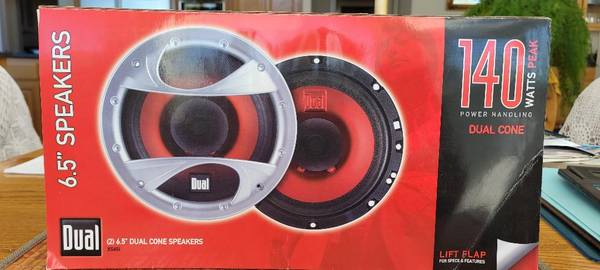 SPEAKERS 1