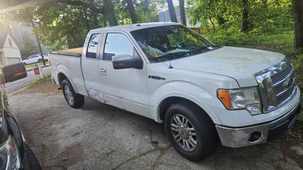 2010 F150 5.4L Lariat Edition Loaded and Well Maintained - $3,900 (Atlanta)63621271145987124