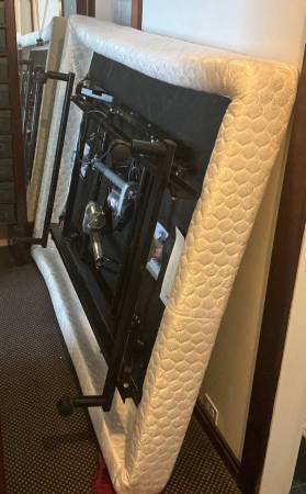 Tempur-Pedic Bed 1