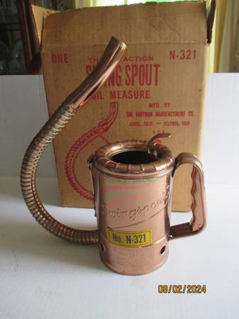 Swing Spout Copper Flex Spout 1 Quart Measure with Original Box 1