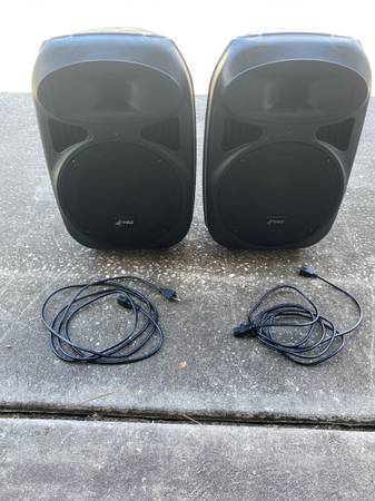 Pyle 12-inch powered speaker pair $200 1000W 1