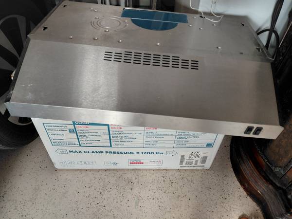 GE 30" Under the Cabinet Hood - Model jvx3300sj2ss 1