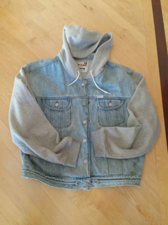 Jean Jacket 1