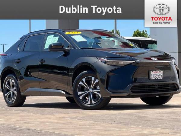 2024 Toyota bZ4X SUV negro - $27,400 (_Toyota _ _ bZ4X _)63472753270275120