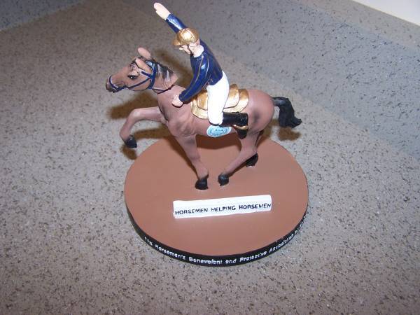 HORSEMEN HELPING HORSEMEN bobblehead 1