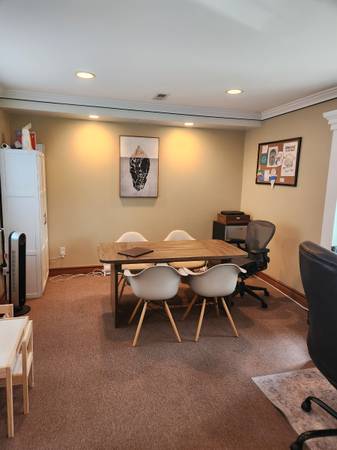 $1,500 / 500ft2 - Office for Lease - Route 27 (Sharon)63996404054018122