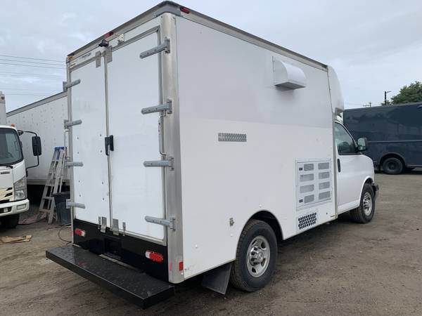 2016 CHEVROLET EXPRESS 3500 CARGO VAN - GENERADOR-COMPRESOR DE AIRE - $24,900 (SAN JOSE)63617780585985122