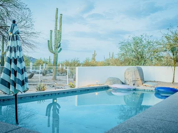 $7,500 / 4br - 4000ft2 - FURNISHED HOUSE SLEEPS 14 PATIO POOL SCOTTSDALE DOG CAVE CREEK (CAVE CREEK)64047708353667121