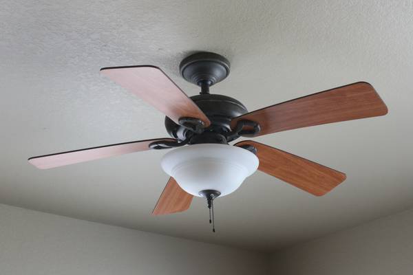 Hunter ceiling fan 1