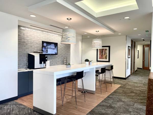 $833 🌟 ¡Adéntrate en tu espacio de trabajo soñado en North Scottsdale! 🎊 (Frank Lloyd Wright Blvd y Scottsdale Rd.)63755112764547123