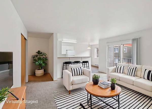 $1,850 / 2br - Refrigerator, Dishwasher, Pet Friendly (8510 212th St NE, Arlington, WA)63799858748929120
