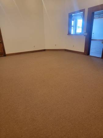 $1,900 / 1700ft2 - Unit C (Pojoaque)63806092697473124