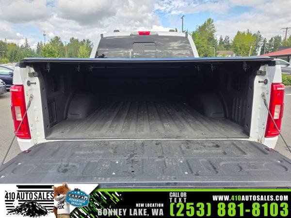 2022 Ford F-150 XLT SuperCrew - Photo 9