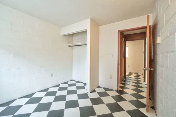 $1,099 / 1br - 600ft2 - 🚀 1BRs Come & Go at Light Speed — Stay Logged In! 💫 (500 East 13th Street, Vancouver, WA)63956925062403121