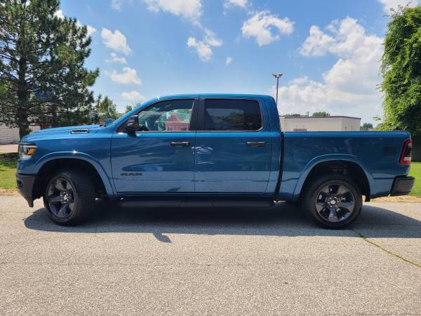 2024 RAM 1500 Big Horn/Lone Star híbrido V6 de 3.6 L 4WD - $29,900 (Redford)63488231010049121