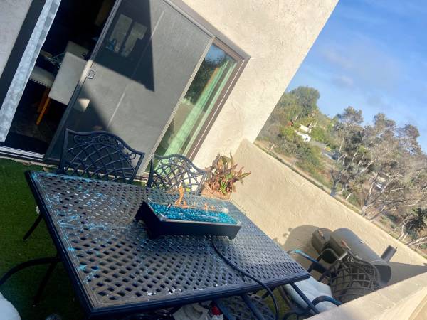 $2,500 / 3br - 1383ft2 - 2 HABITACIONES Y BAÑO PRIVADO EN DEL MAR - CONDO SOLANA BEACH (Del Mar Solana Beach)63841345255681122
