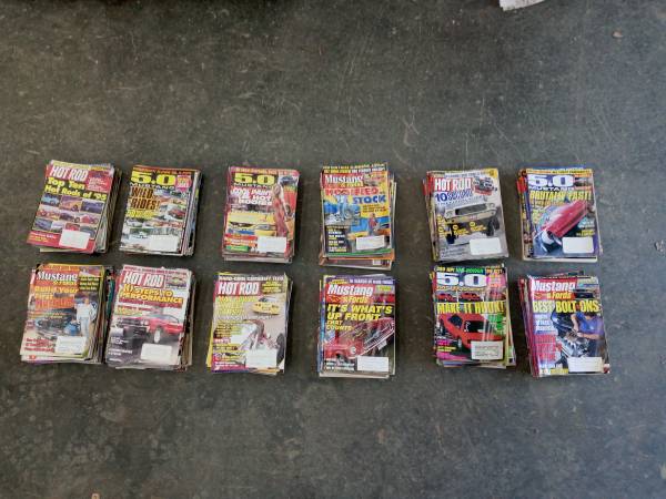 100 Mustang and old car magazines 1