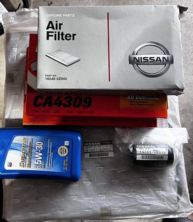 Oil/ATF w/Pan Gasket/Air Filter 2002 Nissan Altima - $140 (Mira Mesa)63471472638467121