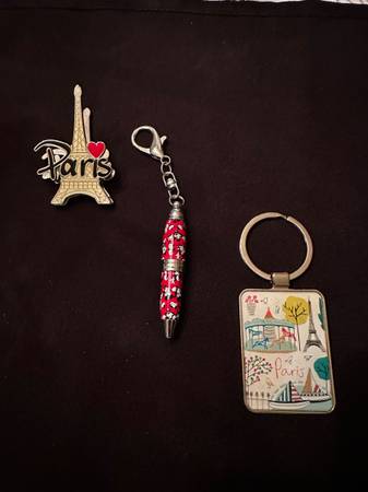 Paris Souvenir Set with Keychain, Pen, and Magnet 1