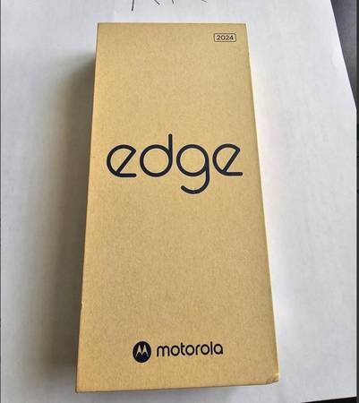Unlocked Motorola Edge 2024 Android Phone, 8GB, 256GB storage 1