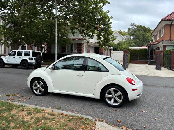 2008 Volkswagen beetle - $2,900 (Brooklyn)63437630630145123