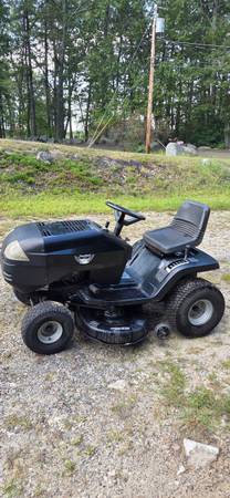 Murray  lawn tractor 1