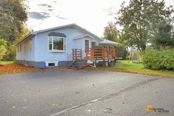 $695,000 / 3br - 2738ft2 - REDUCED!! Rare 4.93 Acre Homestead Unrestricted Property (Wasilla)64014171331331123