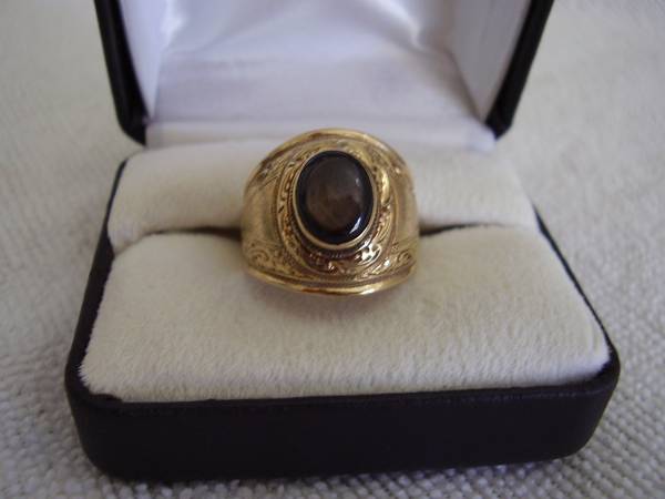 MENS 11K SOLID  YELLOW GOLD BROWN STONE RING 1