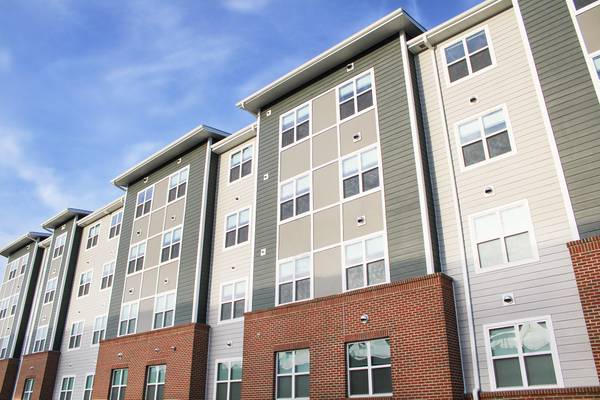 $1,052 / 2br - Veteran Apartments Available: 2 & 3 Bedrooms in Cold Spring Lane (Baltimore)63694891835395122