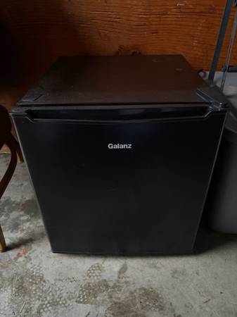 Mini fridge 1