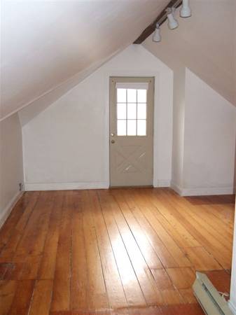$2,595 / 2br - 1125ft2 - *LAVANDERÍA GRATIS PARA INQUILINO* Excelente vecindario, apartamento seguro de 2 dormitorios (Reading, Massachusetts)63614179035137124