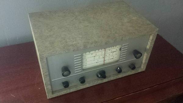 Heathkit AR-3 Amateur Radio Communications 4 band Receiver Works AM SW 1