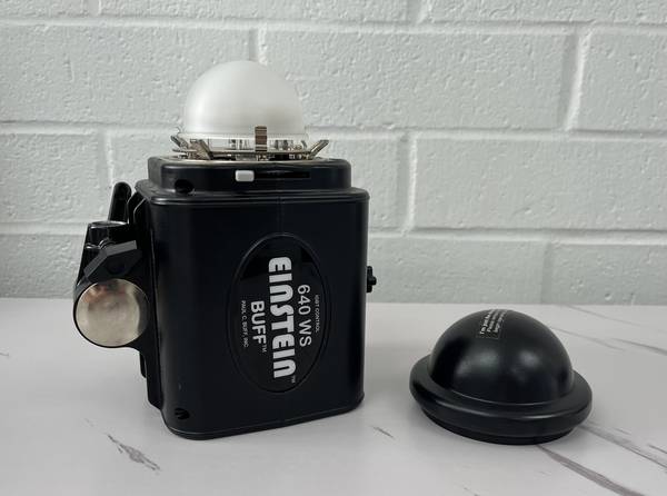 Paul C. Buff Einstein strobe light 1