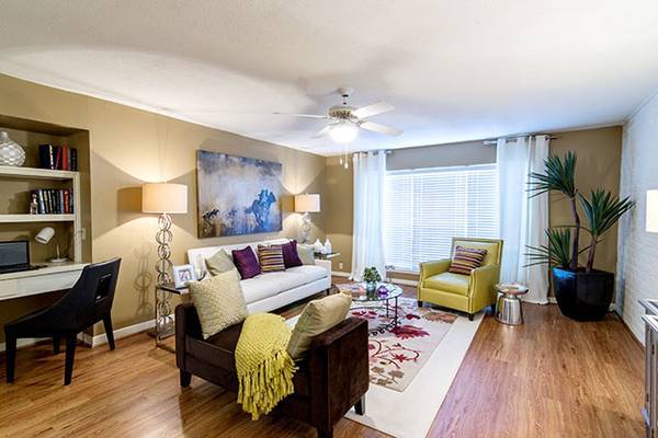 Quiet Memorial Area Apts-Renovated Units! (FELONY OK) 1