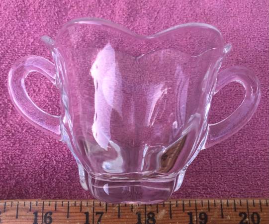 Vintage Duncan Miller recipiente de cristal transparente con asas para azúcar o dulces - $3 (San Diego-Ocean Beach 92107)63471473507585121