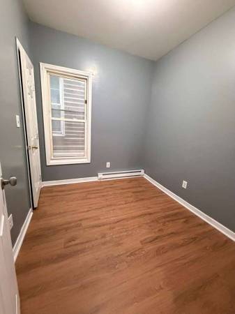 884 3rd Ave #1 – Spacious & Bright – Section 8 Welcome 1