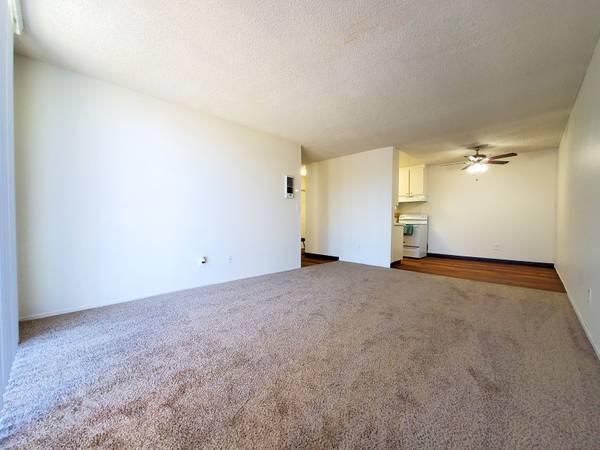 $1,695 / 1br - Westwood Apts! Downstairs 1x1 Unit! Laundry! Pool! Picnic Area! (El Cajon)63663973871233121