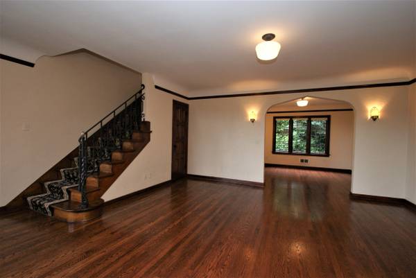 $3,950 / 2br - ♥Spectacular Spanish-Style 2Bed/1Bath-2WeeksFree♥ (Lower Queen Anne)63862176627203123